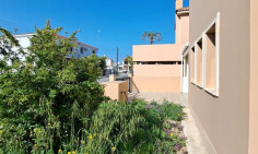4 bedroom house to rent in Deryneia