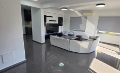 Fully furnished three bedroom apartment in Kapsalos 