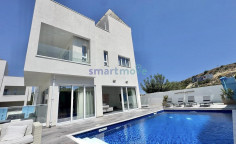 5 bedroom + basement detached villa for rent Agios Tychonas Limassol 