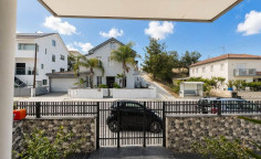 5 bedroom house to rent in Sha