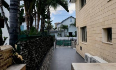 5 bedroom house to rent in Sha