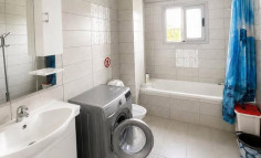 5 bedroom house to rent in Sha