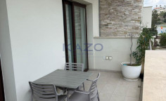 Spacious 2 bedroom furnished apartment with swimming pool to rent in Mouttagiaka