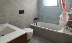Large 4 bedrooms house for sale in Engomi