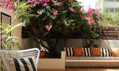 Large 2 bed apartment to rent in Agioi Omologites