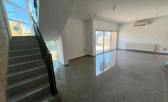 Large 4 bedrooms house for sale in Latsia