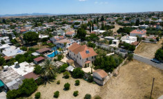 Large 5 bedroom house for sale in Dali
