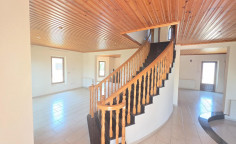 Large 5 bedroom house for sale in Dali