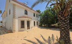 Large 5 bedroom house for sale in Dali