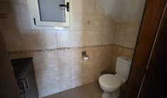 4 bedrooms house to rent in Agia Thekla