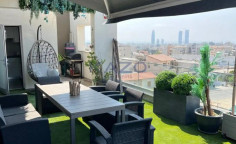 Spacious penthouse with sea view for sale in Agios Athanasios 