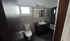 Spacious 2 bedroom apartment to rent in Acropolis