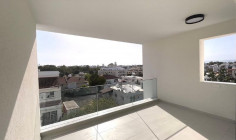 Spacious 1 bedroom apartment to rent in Palouriotissa