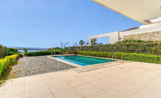 Sea front detached house with pool in Coral Bay area, Pegeia 