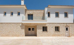 5 bedroom furnished villa for sale in Aphrodite Hills