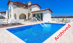 Large 3 bedroom furnished villa with swimming pool for sale in Agia Thekla