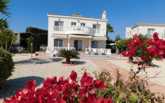 5 bedroom villa in Agios Georgios