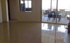 Spacious 3 bedroom apartment with swimming pool for sale in Tala Spacious 3 bedroom apartment with swimming pool for sale in Tala