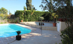5 bedroom villa for sale in Episkopi cul-de-sac road, quiet area 