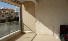 Luxury 3 bedroom apartment with big veranda for sale in Kato Polemidia 