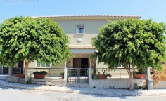 Large 3 bedroom detached villa 