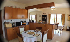 First floor house for sale in Trachoni. Limassol 
