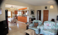 First floor house for sale in Trachoni. Limassol 