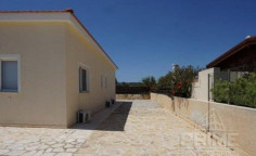 3 bedroom bungalow for sale in Pissouri