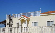 3 bedroom bungalow for sale in Pissouri