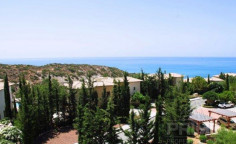 Luxury 2 bedroom furnished apartment with swimming pool for sale in Aphrodite Hills