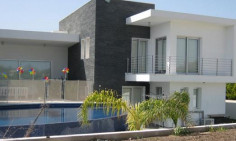 Luxury 3 bedroom house with swimming pool for sale in Ayia Marinouda