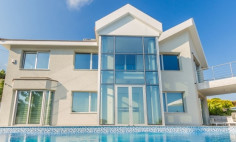 5 bedroom unfurnished house with swimming pool for sale in Agios Tychonas