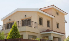 3 bedroom furnished house with swimming pool for sale in Pissouri