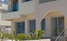 Spacious 3 bedrooms villa with swimming pool for sale in Kissonerga