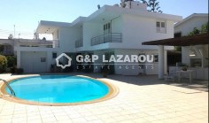 5 bedroom house with swimming pool for sale in Pyla