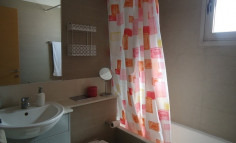 Large 2 bedroom furnished apartment with swimming pool for sale in Agios Tychonas