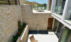 Luxury 3 bedroom house with swimming pool for sale in Tsada