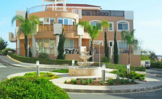Luxury 3 bedroom penthouse for sale in Kato Paphos
