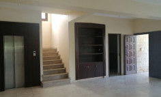 Luxury 4 bedroom house with swimming pool for sale in Aradippou