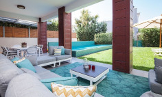 5 bedroom villa with private swimming pool in luxury complex in Amathounda 