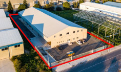 Beautiful warehouse for sale in Aradippou
