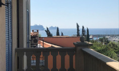 Beach-front luxury 3 bedroom duplex apartment at the residence 