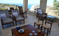 For sale 4-bed house with sea view in Pissouri 