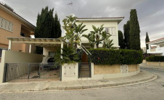 5 bedroom detached villa in Dekelia 