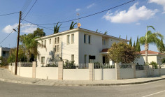 5 bedroom house with swimming pool for sale in Latsia