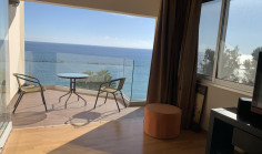 2 bedroom apartment with swimming pool to rent in Agios Tychonas