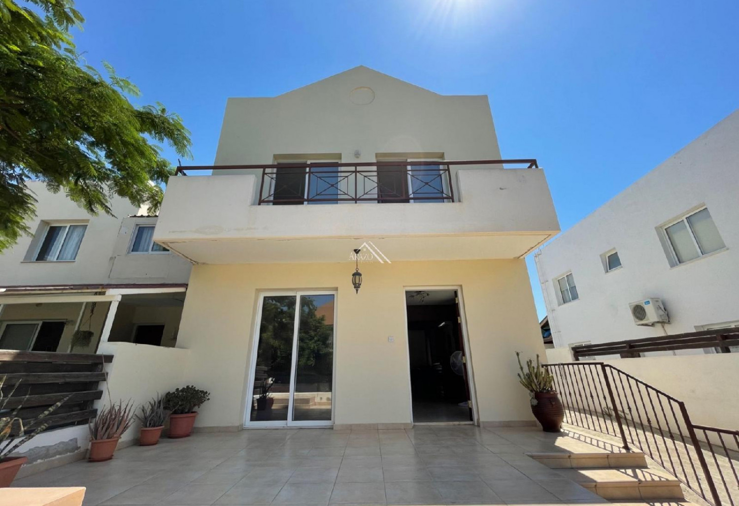 3 bedroom house in Kiti . Kiti. Larnaca. Cyprus Price 2020