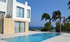 3 bedroom house with swimming pool for sale in Agios Theodoros