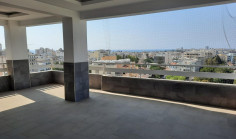 Large 3 bedroom penthouse for sale in Larnaca Centre