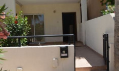 1 bedroom apartment with swimming pool for sale in Tombs of the Kings